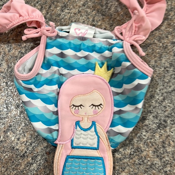 Sol Swimsuit size 2T - Picture 4 of 6
